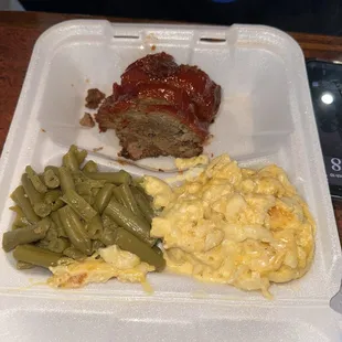 Meatloaf, Mac n Cheese, Green Beans