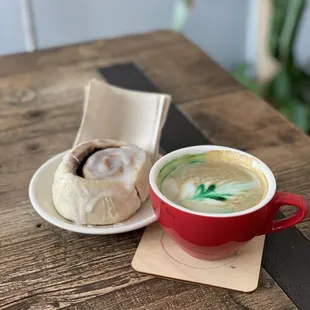 Cinnamon roll and Irish cream latte