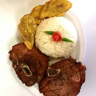 Chuletas fritas  Fried pork chops