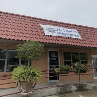 the front of a restaurant