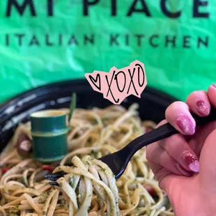 Linguine pesto.
