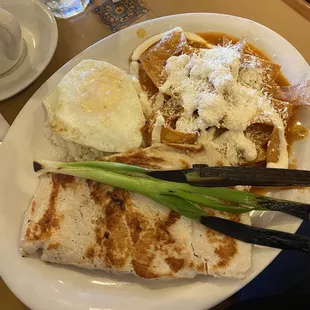 Chilaquiles con pollo