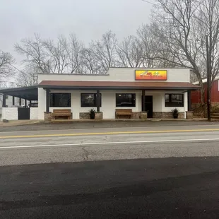 the front of a restaurant