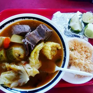 Caldo de res