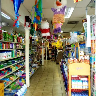 Love these lil shops such an adventure #yelpjax #wandering #lookingforstrangeandnew