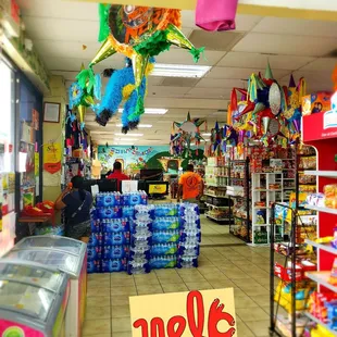 Love these lil shops such an adventure #yelpjax #wandering #lookingforstrangeandnew