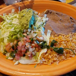 Sides with vegetable fajitas sans sour cream and cheese