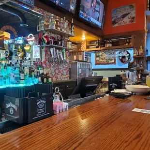 sushi and sashimi, interior