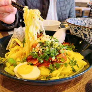 Mì quảng full dish