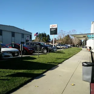 Usually parked in front of Ryder during lunch. This photo was taken late afternoon.