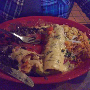 Chicken queso encheladas