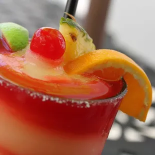 dessert, drink