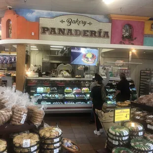 In Spanish bakeries that make bread are Panaderías and bakeries that make pastries are Pastelerías  they do both