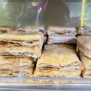 Puff pastry with cream inside