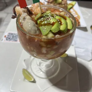 Mi Rey Cóctel de camarón  Mi Rey cocktail