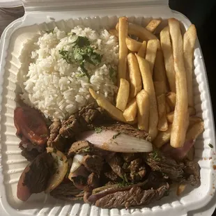 Lomo saltado $16.99 6/2024