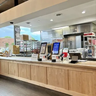 sushi and sashimi, interior