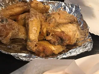 Charlie's Pub & Eatery