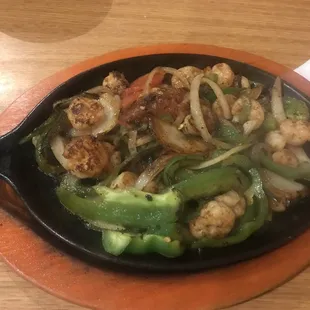 Lunch Shrimp Fajitas yum!!!
