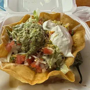 Taco salad! Very nice *in my best Fred B voice* 04-08-2024