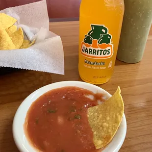 Mmmmmm complimentary chips and salsa, cold orange soda