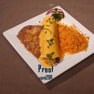 a plate of mexican food