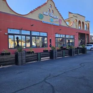 the outside of a mexican restaurant