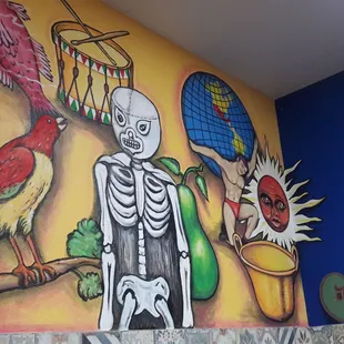 More murals representing Mexico's heritage