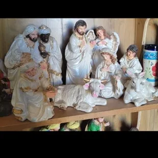 Large Jesus nativity set