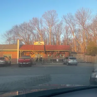 a view of the outside of the restaurant