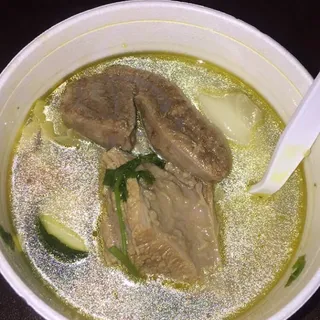 Caldo de Res