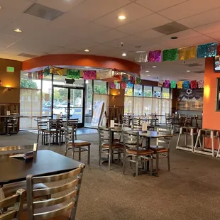An empty restaurant on Taco Tuesday!  What?!?!
