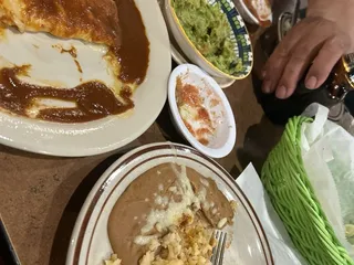 Los Amigos Mexican Grill