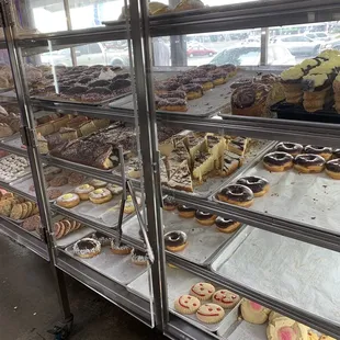 food, dough desserts, donuts