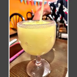 a margarita in a glass