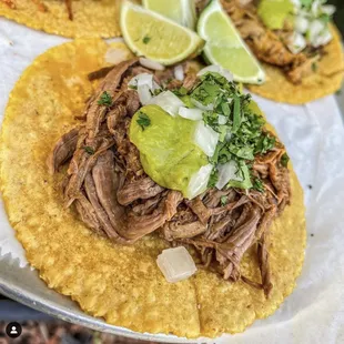 two tacos on a plate