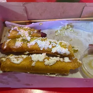 Taquitos Pobres Botana