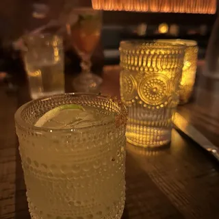 De La Casa at Home Kit