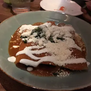 Enchiladas Rancheras
