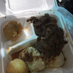 Liver and dumpling with fried dumpling