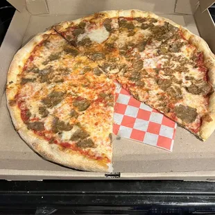 XL NY Cheese Pizza with meatballs