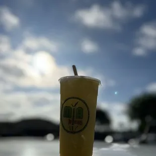 Mia Coco with kamqut