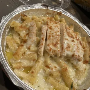 Chicken Alfredo ziti