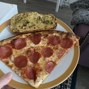 40 Pepperoni Garlic Bread