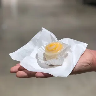 Salted egg yolk mochi