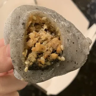 Black sesame filling + crushed peanuts