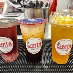 {:L to R:} Hibiscus iced tea, Thai tea, Jasmine green tea w/honeycomb