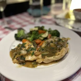 Chicken piccata.