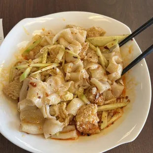 Liangpi (Cold Skin Noodles)