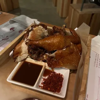 Half Crispy Skin Chicken (W/ Pickied Lettuce)(Gf)